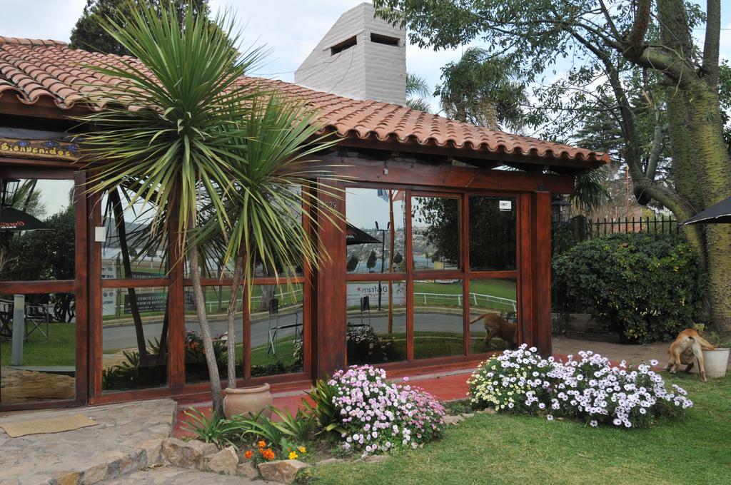 Madeo Hotel & Spa Villa Carlos Paz Exterior photo