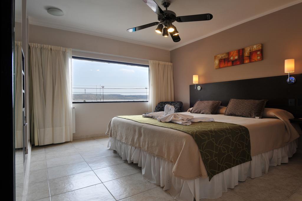 Madeo Hotel & Spa Villa Carlos Paz Exterior photo