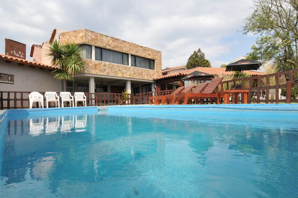 Madeo Hotel & Spa Villa Carlos Paz Exterior photo